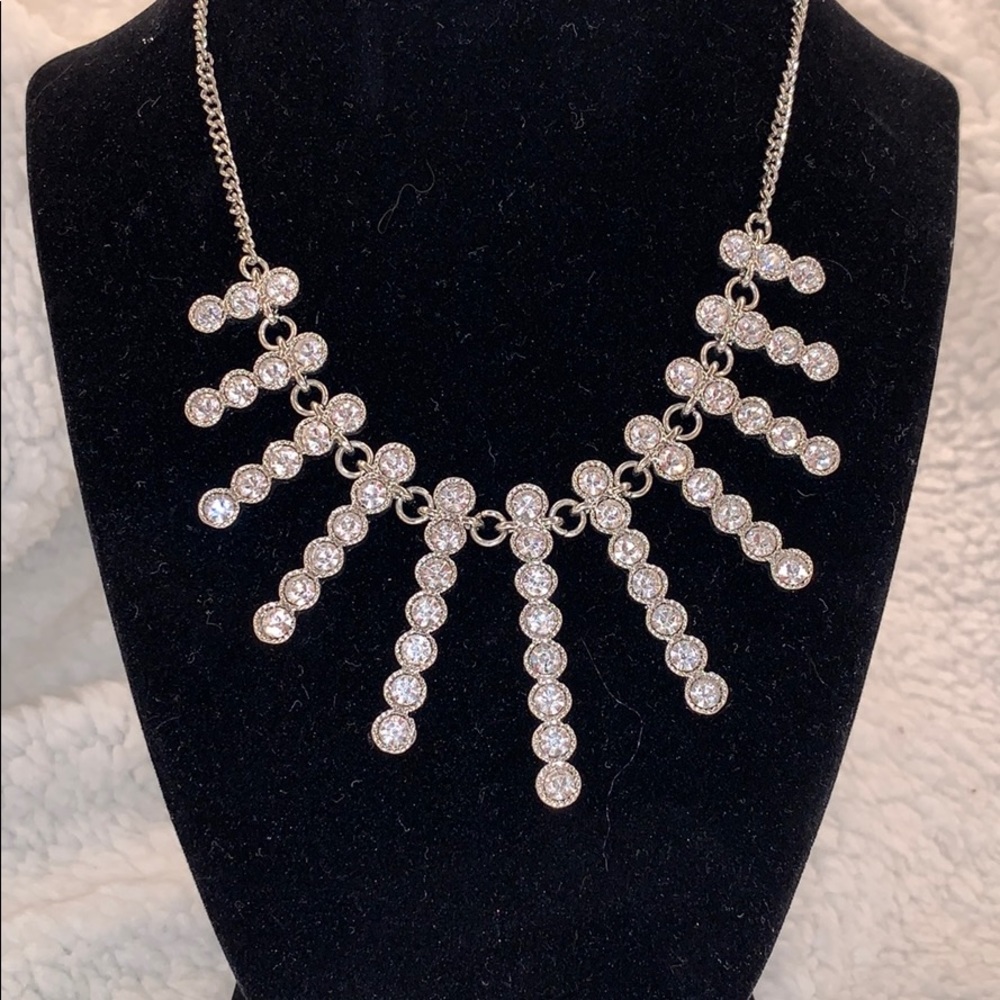Women’s necklace